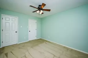 19207 Sagebrush Valley Ln, Cypress, TX 77433 - Photo 16