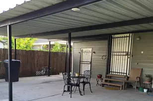 924 Kelley St, Houston, TX 77009 - Photo 2