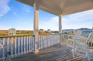 26823 Baywater Dr, Galveston, TX 77554 - Photo 16