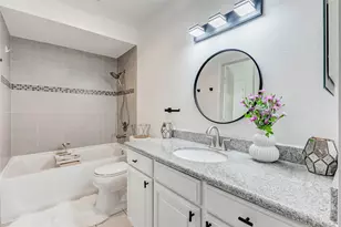 2475 Underwood St, Houston, TX 77030 - Photo 4