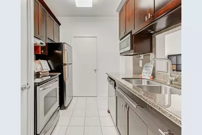 2475 Underwood Street #290, Houston, TX 77030 - Photo 10