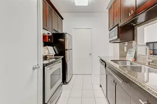 2475 Underwood St, Houston, TX 77030 - Photo 14