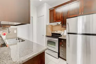 2475 Underwood St, Houston, TX 77030 - Photo 16