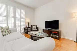 2475 Underwood St, Houston, TX 77030 - Photo 4