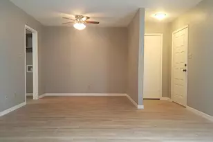6401 Deihl Rd, Houston, TX 77092 - Photo 4