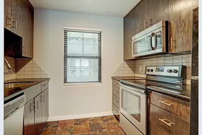1501 Hyde Park Boulevard #08, Houston, TX 77006 - Photo 2