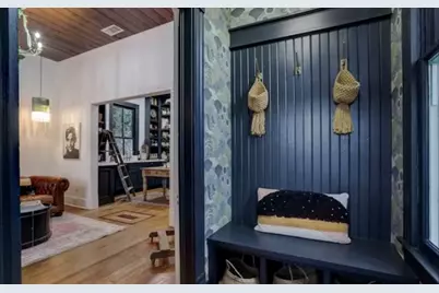 3617 Avenue Q 1/2, Galveston, TX 77550 - Photo 2