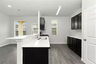 12326 Maura Lane, Houston, TX 77044 - Photo 2