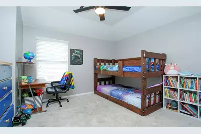 5819 Plantation Forest Drive, Katy, TX 77449 - Photo 16