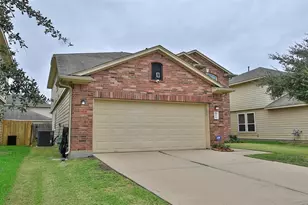 5819 Plantation Forest Dr, Katy, TX 77449 - Photo 2