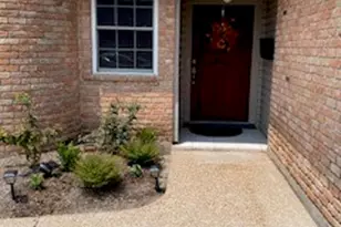 1115 Reseda Dr, Houston, TX 77062 - Photo 2
