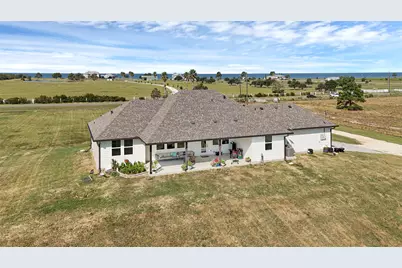 2256 W Bayshore Road, Anahuac, TX 77514 - Photo 32