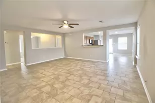 29407 Legends Green Dr, Spring, TX 77386 - Photo 2