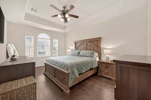 10811 Kyler Oaks Pl, Houston, TX 77043 - Photo 16