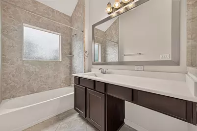 10811 Kyler Oaks Place, Houston, TX 77043 - Photo 26