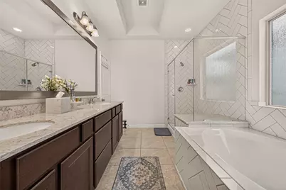 10811 Kyler Oaks Place, Houston, TX 77043 - Photo 22