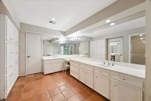 306 Commodore Way, Houston, TX 77079 - Photo 20