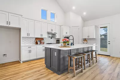 15240 Hemingway Heights Drive, Conroe, TX 77302 - Photo 10