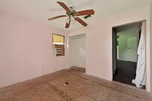 25080 Lakeshore Dr, Splendora, TX 77372 - Photo 18