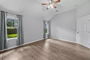 16790 N Rail Dr, Conroe, TX 77385 - Photo 14