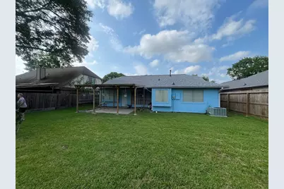 10916 Mulberry Court, La Porte, TX 77571 - Photo 2
