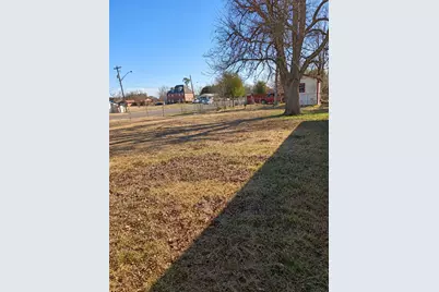 507 Correll Avenue, Wharton, TX 77488 - Photo 14
