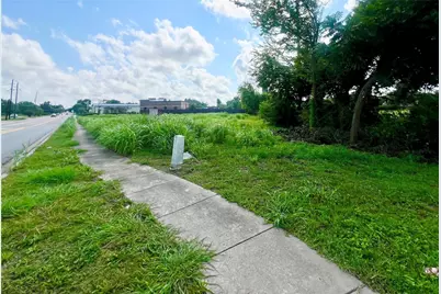 2023 5th Street, Stafford, TX 77477 - Photo 6
