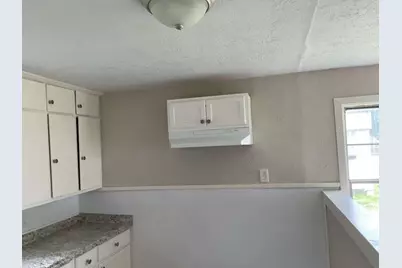 805 E Calhoun Street, El Campo, TX 77437 - Photo 12