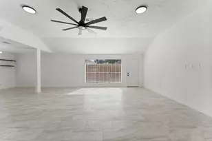 7710 Breda Dr, Baytown, TX 77521 - Photo 12