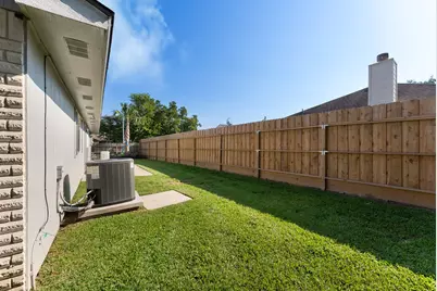 7710 Breda Drive, Baytown, TX 77521 - Photo 44