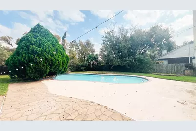 1114 Knoll Crest Court, Sugar Land, TX 77479 - Photo 20