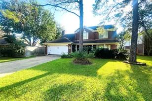 1114 Knoll Crest Ct, Sugar Land, TX 77479 - Photo 2