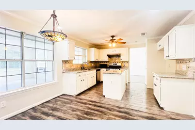 1114 Knoll Crest Court, Sugar Land, TX 77479 - Photo 4