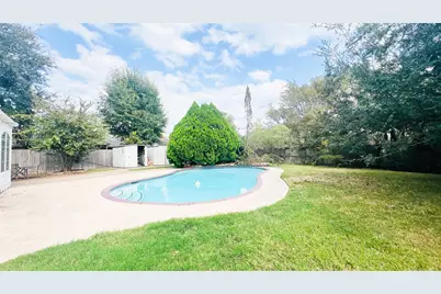 1114 Knoll Crest Court, Sugar Land, TX 77479 - Photo 18