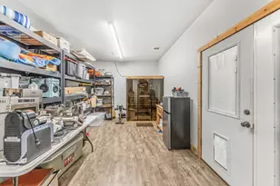 327 Diserens Rd, North Zulch, TX 77872 - Photo 26