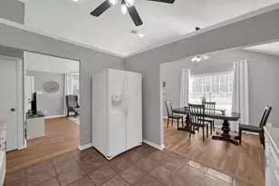 392 Timber Bay Dr, Trinity, TX 75862 - Photo 14