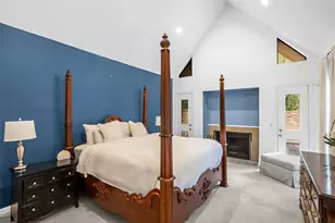 208 Sugar Berry Cir, Houston, TX 77024 - Photo 4
