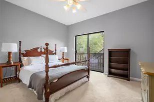 208 Sugar Berry Cir, Houston, TX 77024 - Photo 28