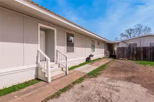 626 University Ave, Huntsville, TX 77320 - Photo 16