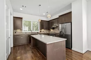 312 Eado Park Cir, Houston, TX 77020 - Photo 18