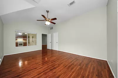 1103 Lake Shore Drive, Pearland, TX 77581 - Photo 12