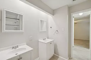 8610 Lake Crystal Dr, Houston, TX 77095 - Photo 18