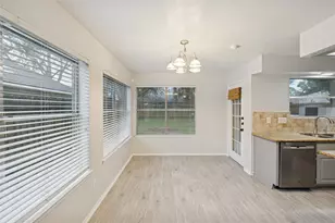 8610 Lake Crystal Dr, Houston, TX 77095 - Photo 8