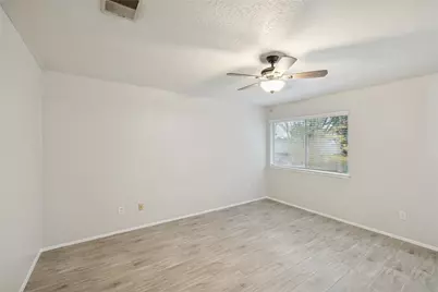 8610 Lake Crystal Drive, Houston, TX 77095 - Photo 16