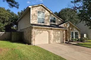 8610 Lake Crystal Dr, Houston, TX 77095 - Photo 2