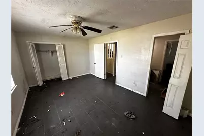 130 Caldwell Street, Baytown, TX 77520 - Photo 46