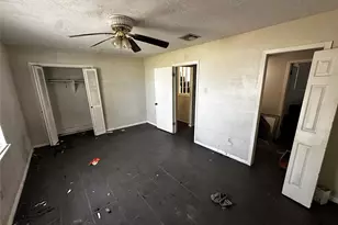 130 Caldwell St, Baytown, TX 77520 - Photo 46