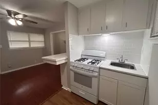 8803 Timberside Dr, Houston, TX 77025 - Photo 6