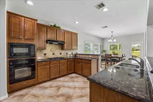 14307 Lakepointe Bend Ln, Cypress, TX 77429 - Photo 6