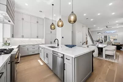 4705 Gibson Street, Houston, TX 77007 - Photo 16